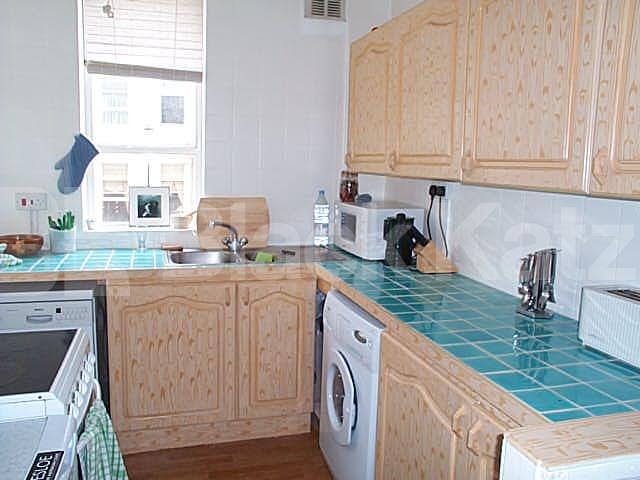 			NEW INSTRUCTION BY HYDE PARK!, 2 Bedroom, 1 bath, 1 reception Flat			 Lancaster, LANCASTER GATE